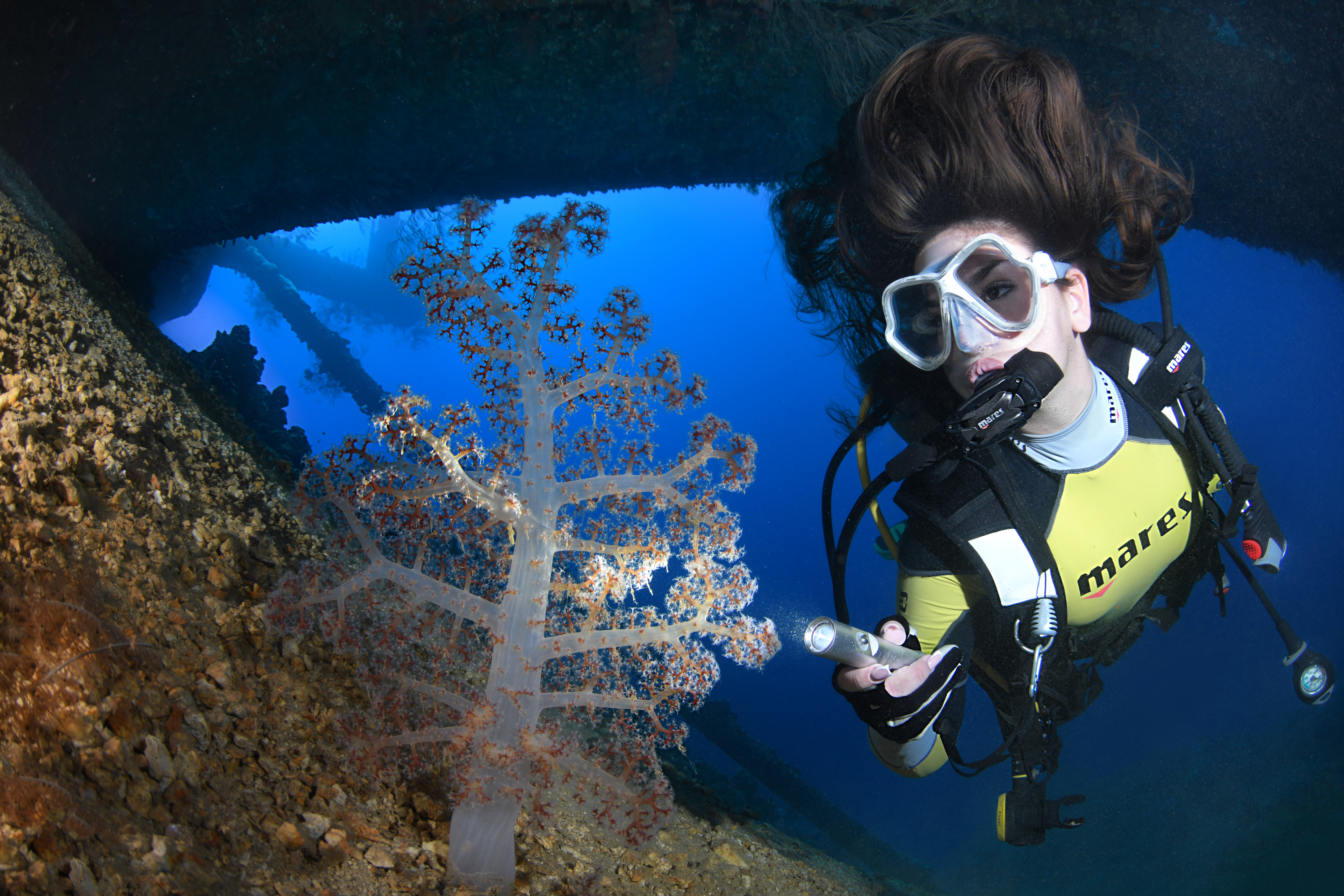 De la prima scufundare la cele mai mari adancimi: respira mereu natural cu Mares